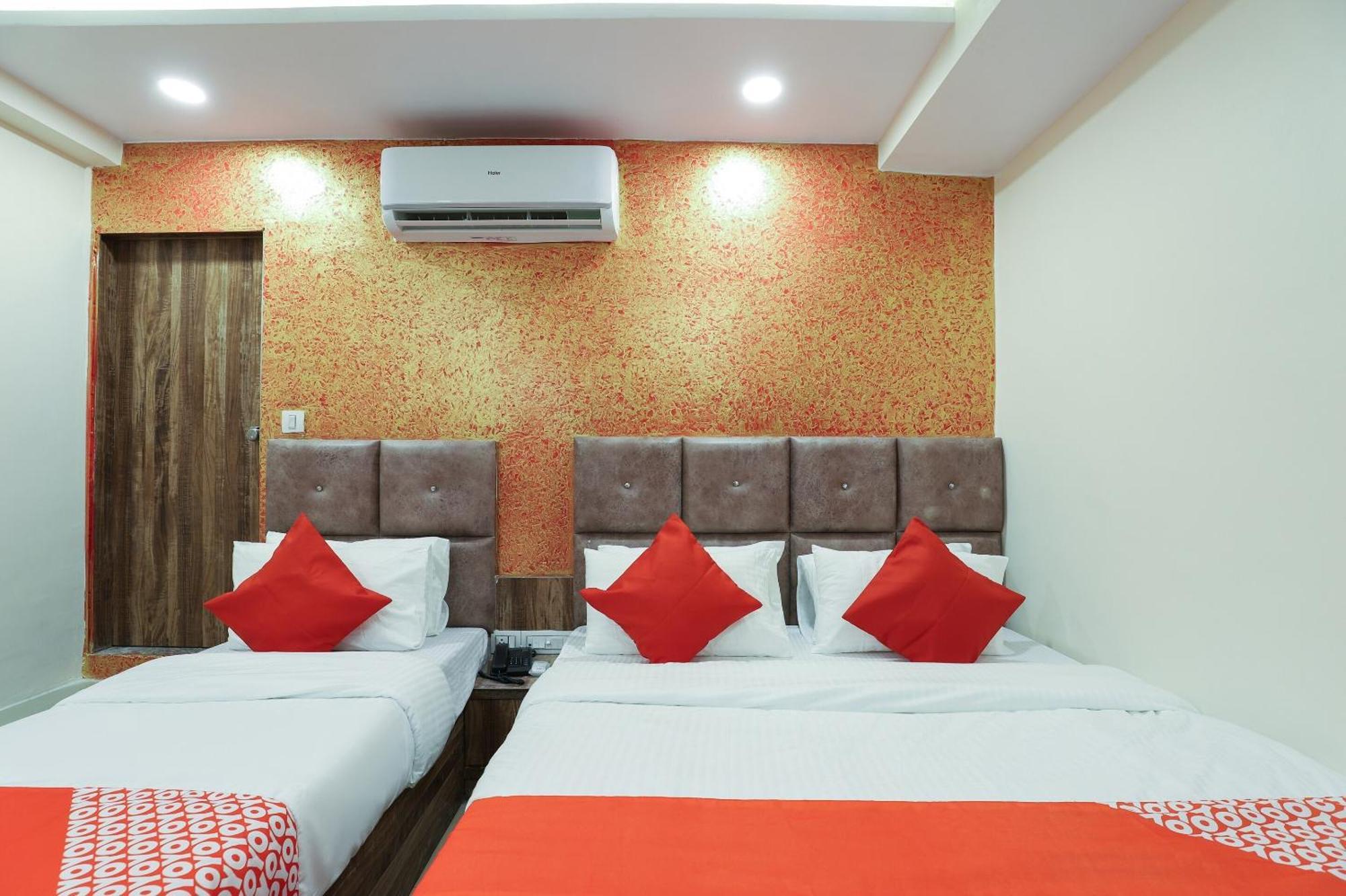 Hotel O Dream Stay Sarkhej المظهر الخارجي الصورة