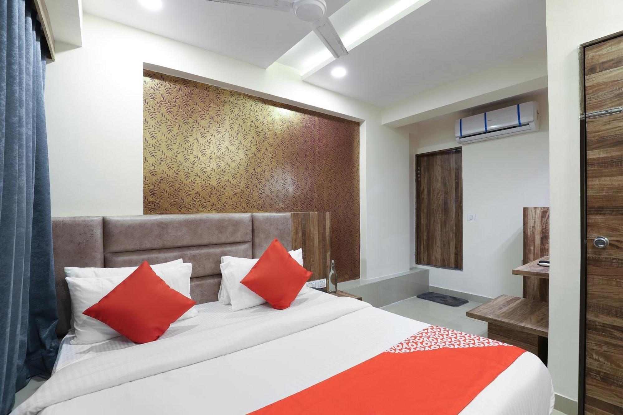 Hotel O Dream Stay Sarkhej المظهر الخارجي الصورة